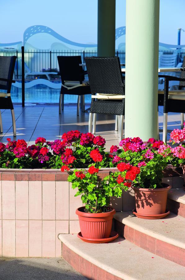 Hotel Universal Bellaria-Igea Marina Buitenkant foto